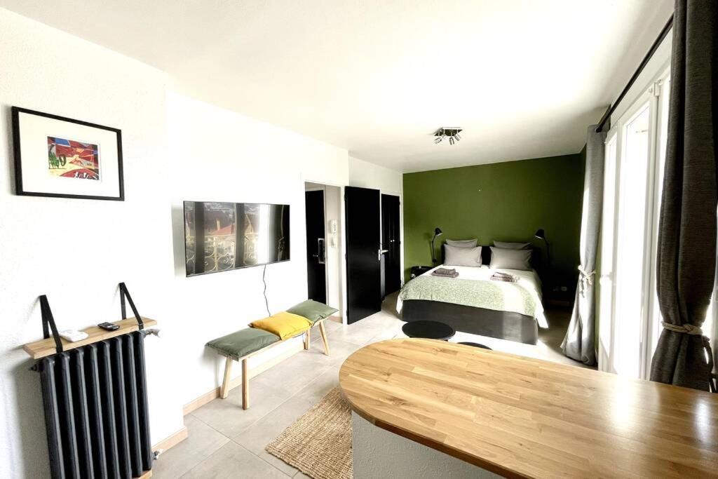 Mon Appart'Hotel - Climatisation Avec Parking Gratuit Brive-la-Gaillarde Exterior foto